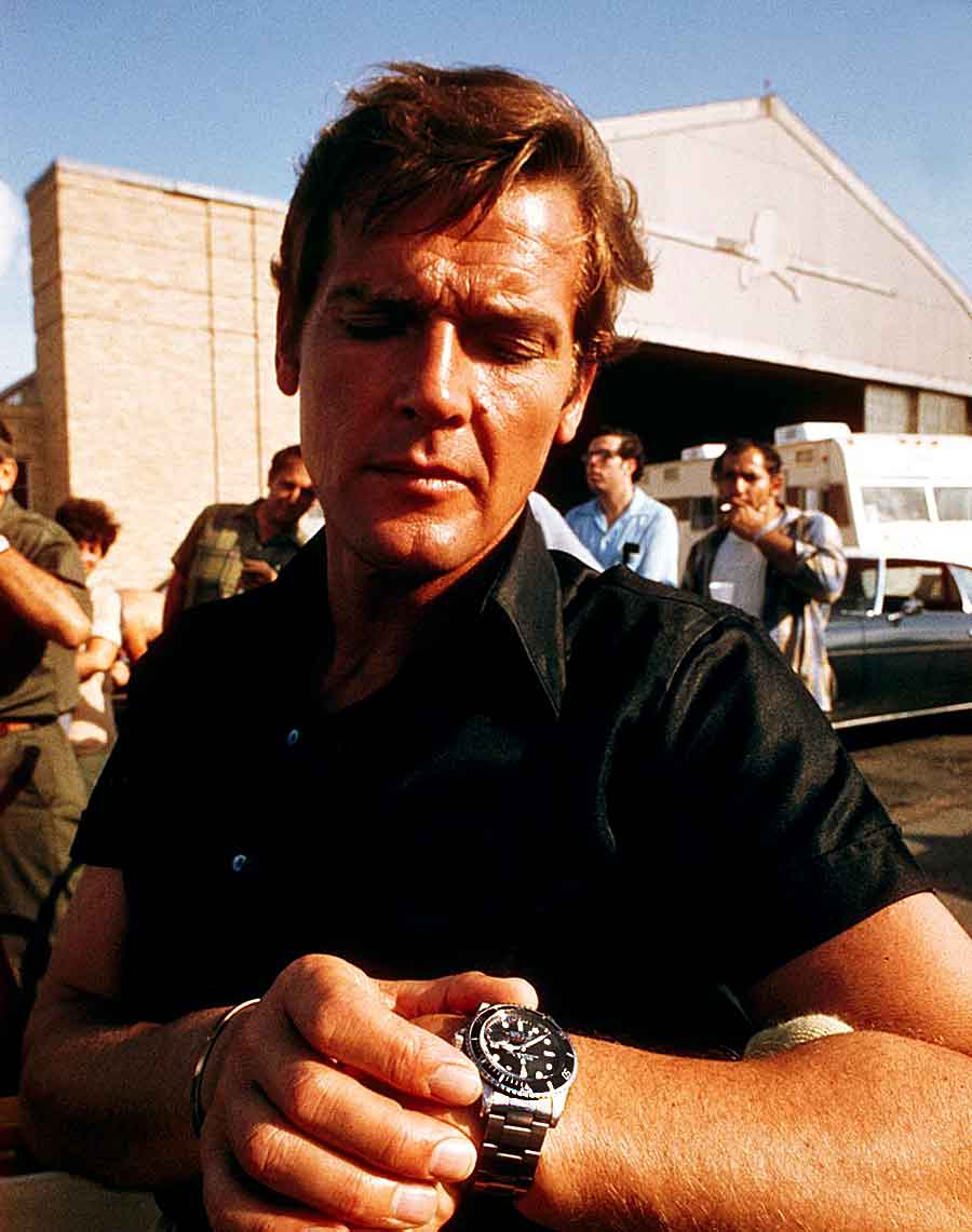 Gadget Watches of James Bond