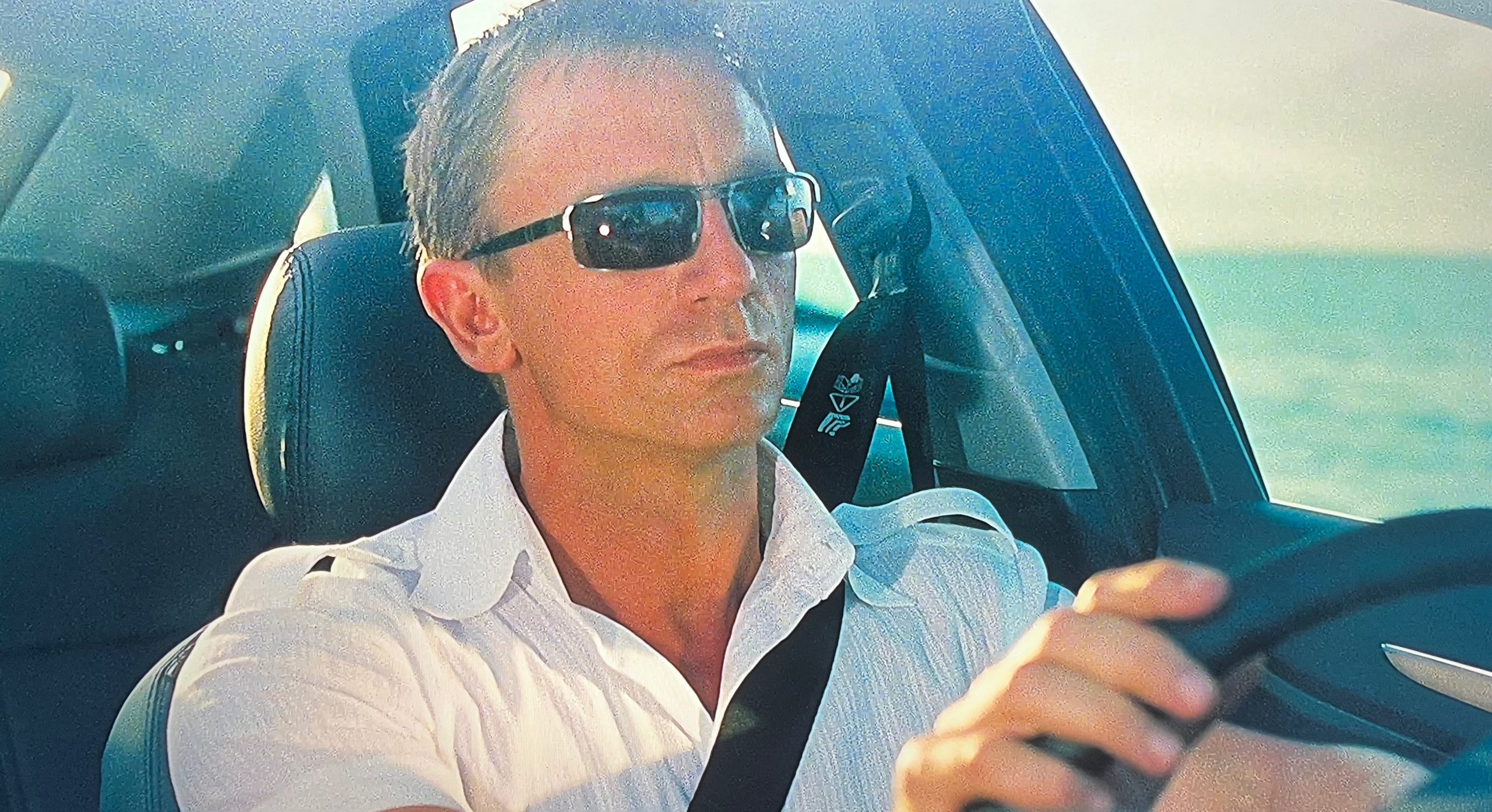 Daniel Craig in a Ford Mondeo