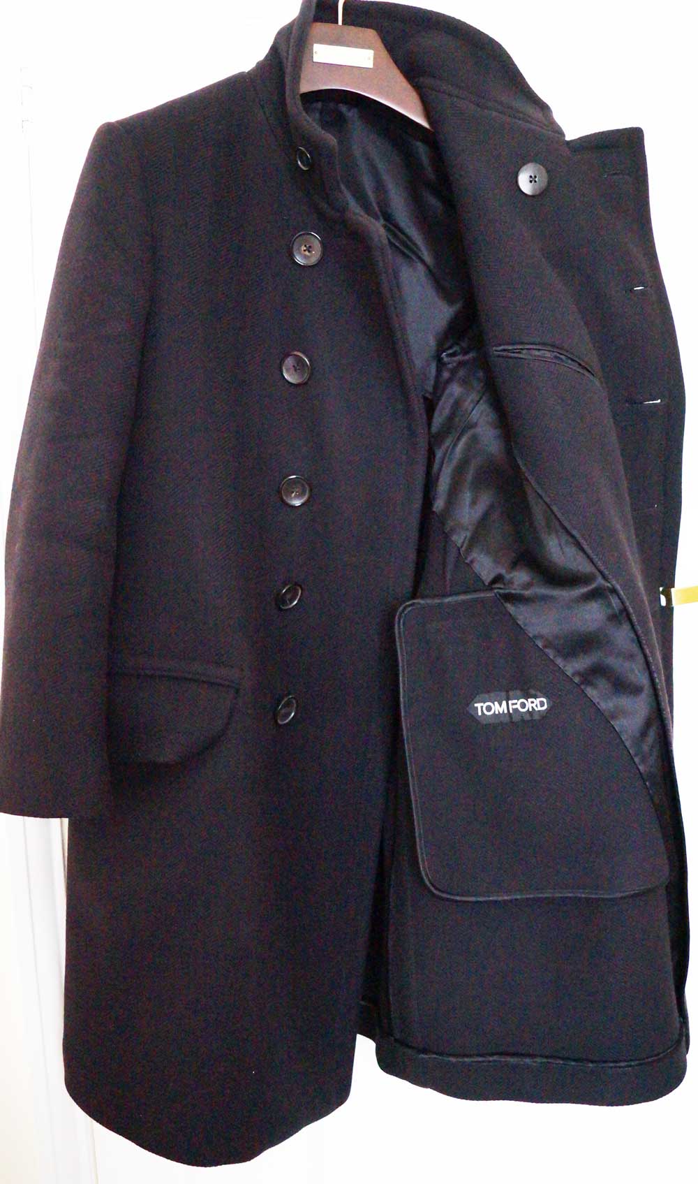 Quantum of Solace - The Tom Ford Kazan Coat | Review