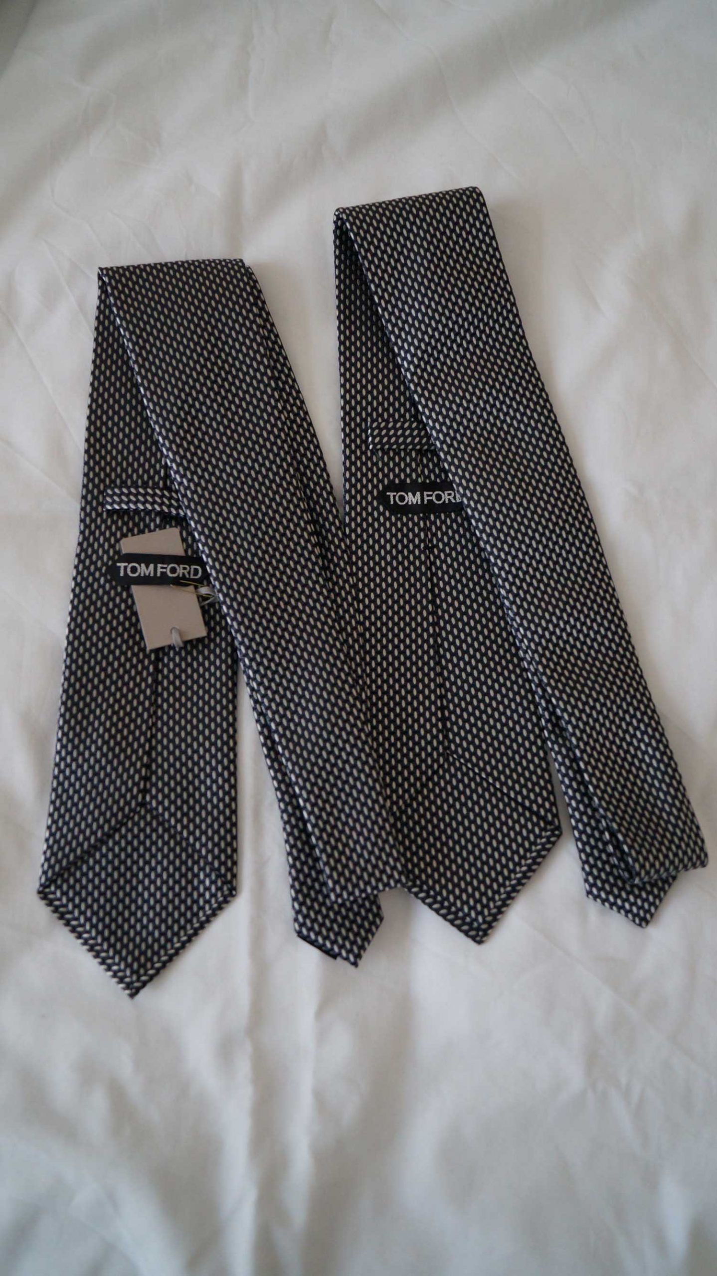 Recreating the Tom Ford Ties from Quantum of Solace